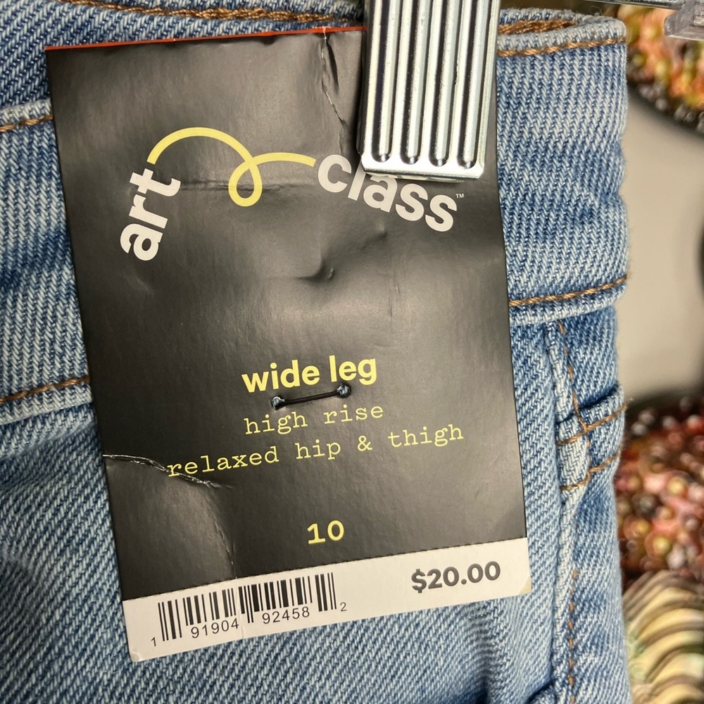 New Girls 10 Wide Leg High Rise Embellished Jeans Relaxed Hip Thigh New - Picture 8 of 10